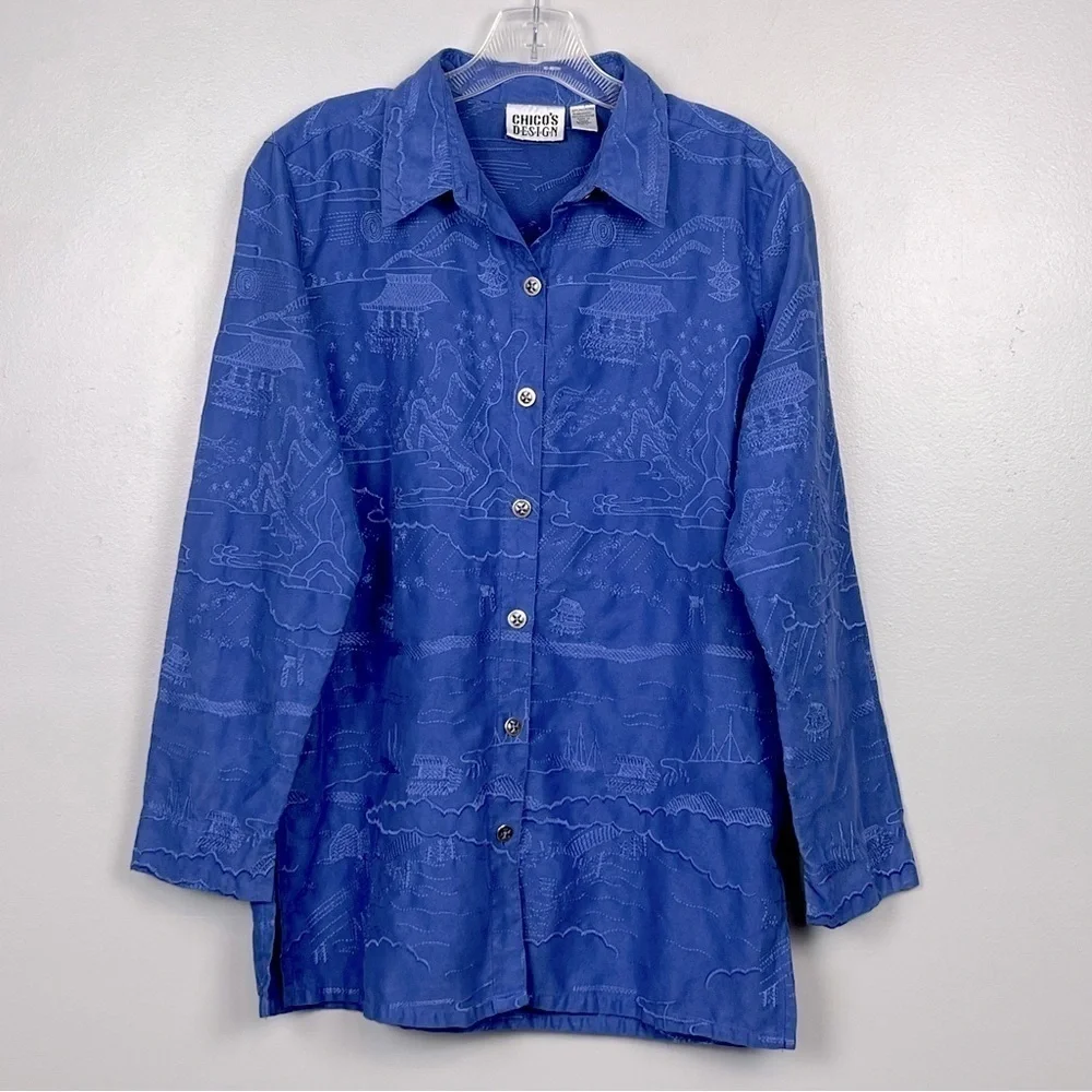 Chico’s blue Asian landscape embroidered button front tunic length shirt, medium